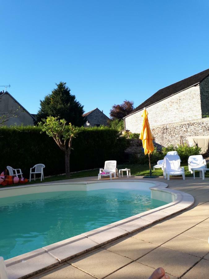 Au Chat Perché Mareil-sur-Mauldre Extérieur photo