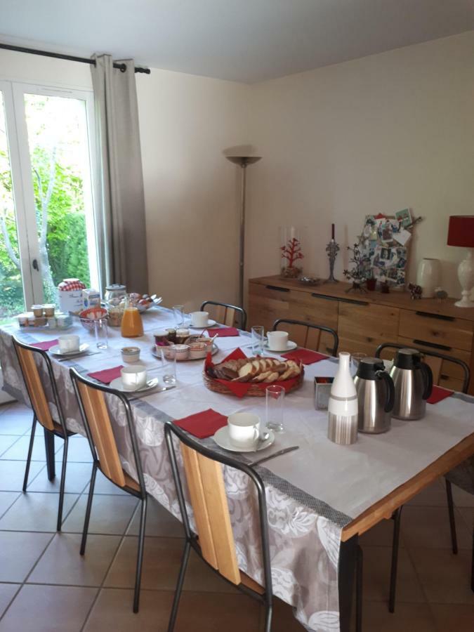 Au Chat Perché Mareil-sur-Mauldre Extérieur photo